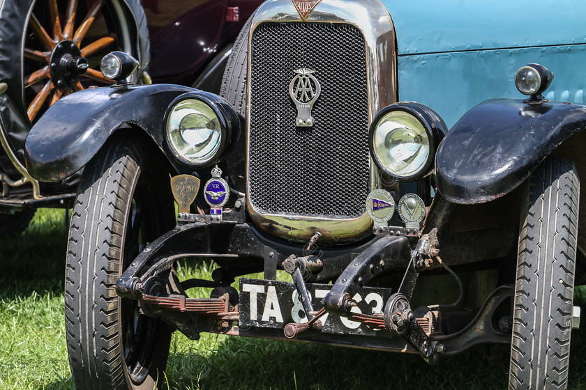 IMG 6382 
 Keywords: Chiltern Hills Vintage Classic Car Rally 2014 Transport Headlights Bumper Wheels Tyres Cars