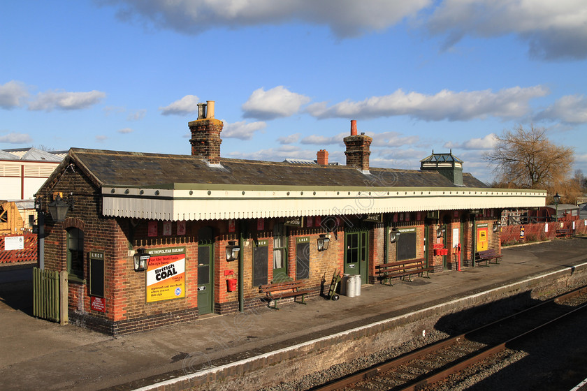 IMG 9059 
 Quainton Road Railway Station. 
 Keywords: Quainton Railway Station Platform Track Building