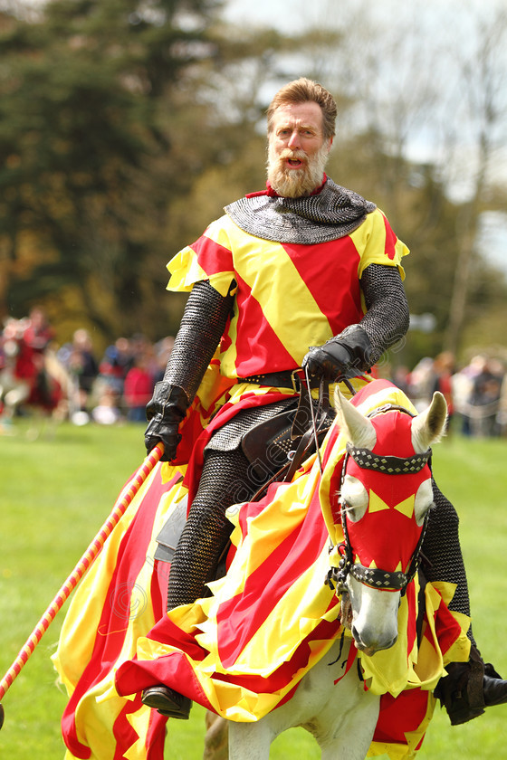 IMG 2406Blenheim Palace Jousting 
 'The Knights Of Royal England', Knight at Blenheim Palace 2012. 
 Keywords: Knights Royal England Blenheim Palace Jousting Mediaeval Lance Horse Knight Helmet Armour Flag Flags Banner Red Yellow Chainmail Riding