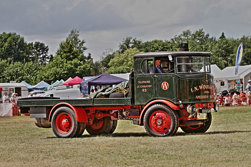 IMG 1051HDR 
 Sentinel SDDG4 Steam Waggon 6 tons, No 8448 built in 1931 reg no UX 8724. HDR. 
 Keywords: Sentinel SDDG4 Steam Waggon 6 tons No 8448 built 1931 Reg UX 8724 HDR High Dynamic Range Photo Photography Transport Lorry Coal Green Red Flatbed Trailer Wheel Wheels Tyre Tyres Chimney Smoke Boiler Haul Haulage Pull Carry I.N. Woollett Amershan Bucks